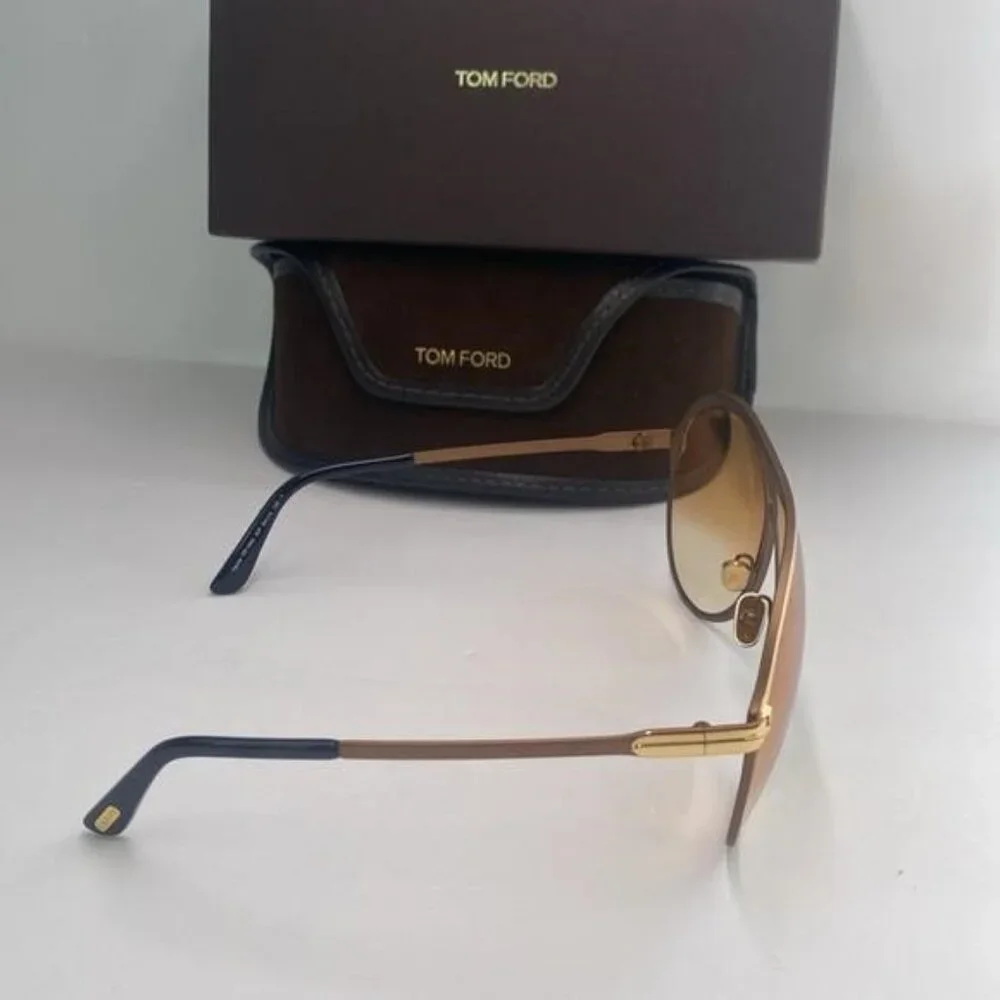New Authentic TOM FORD Xavier FT1060/S 30F aviator sunglass gold
